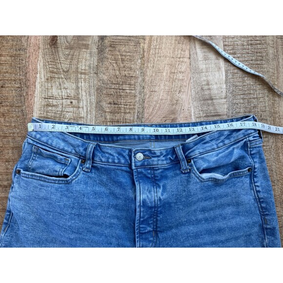 Old Navy Women's High Rise OG Straight Jeans Secret Smooth Extra Stretch Pockets - Picture 10 of 10